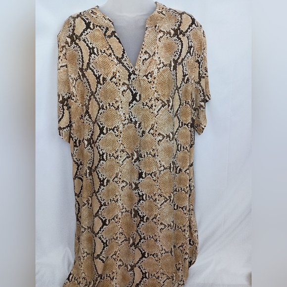 2/$30 H&M Animal Print Mob Wife Snake Print V-Neck Dress (#395) - Picture 1 of 7